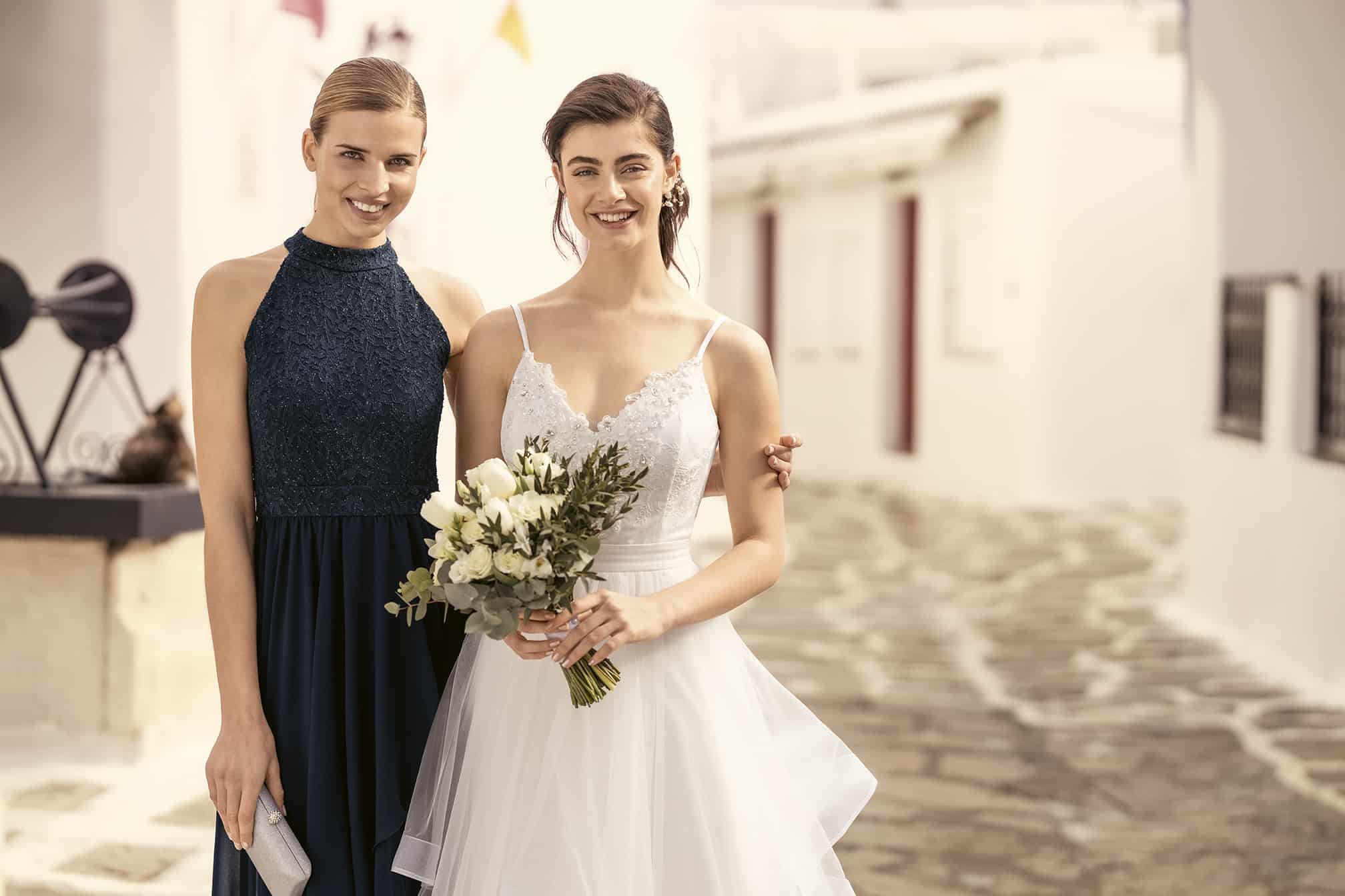 Alert! Sukienka na wesele – te kolory są modne