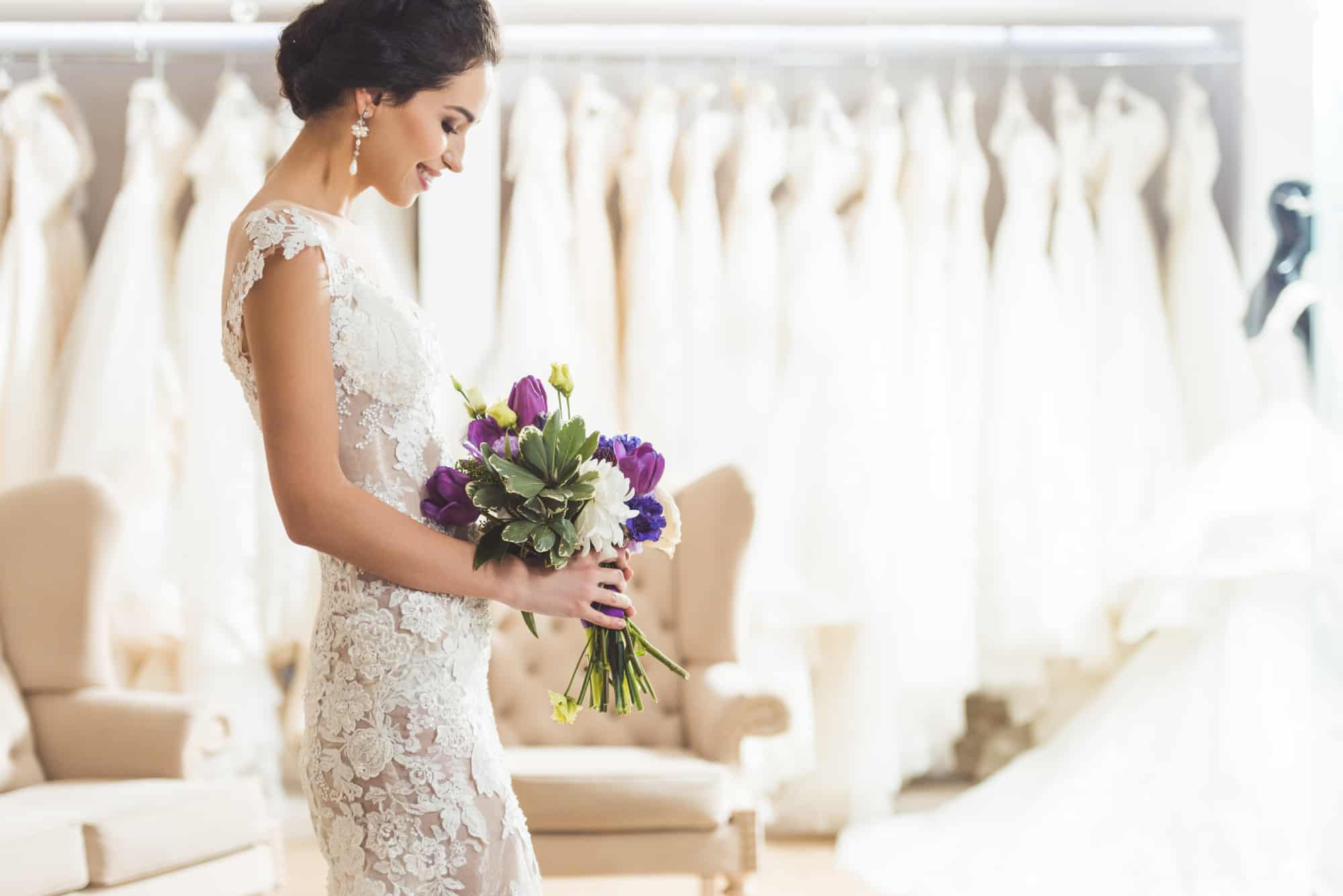 Jak przygotować się do pierwszej wizyty w salonie sukien ślubnych w Krakowie?